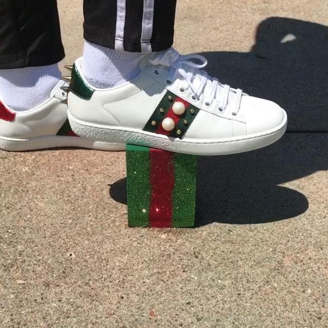 除了耐克阿迪好看的鞋子推荐,除了阿迪和耐克哪个品牌比较好