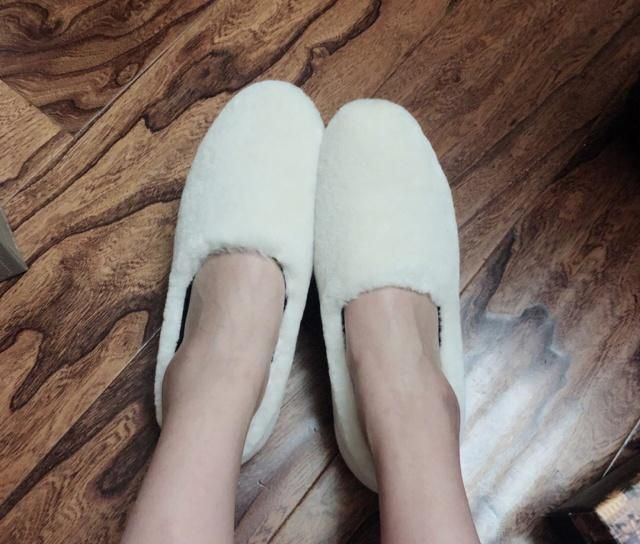 什么女人不宜穿小白鞋,建议女人穿什么小白鞋好看