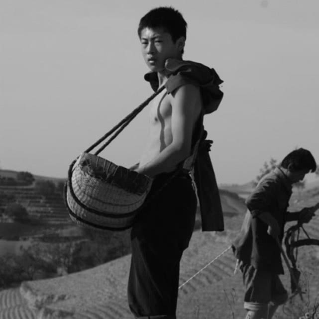 路遥经历了什么,路遥人生是悲剧吗