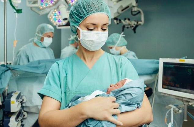 顺产为什么要切一刀,顺产割一刀能看出来吗