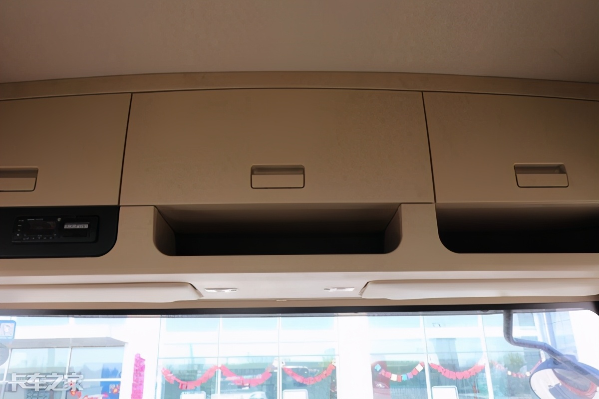 德龙新m3000国六天然气牵引车自重,最新款陕汽德龙新m3000牵引车