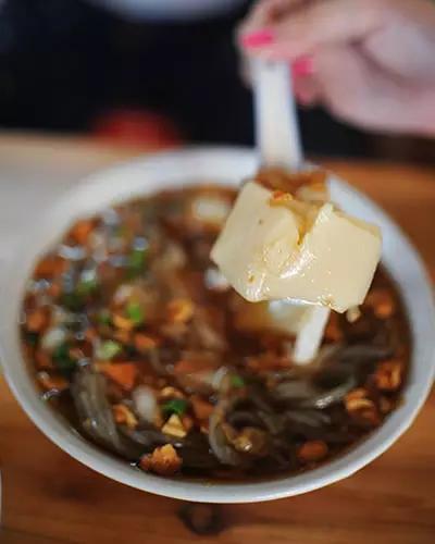 五一来三亚吃什么,暑假三亚旅游不可错过的美食推荐