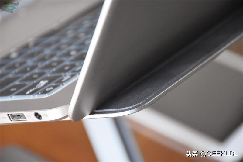 笔记本电脑防低头便携式支架,笔记本折叠支架测评