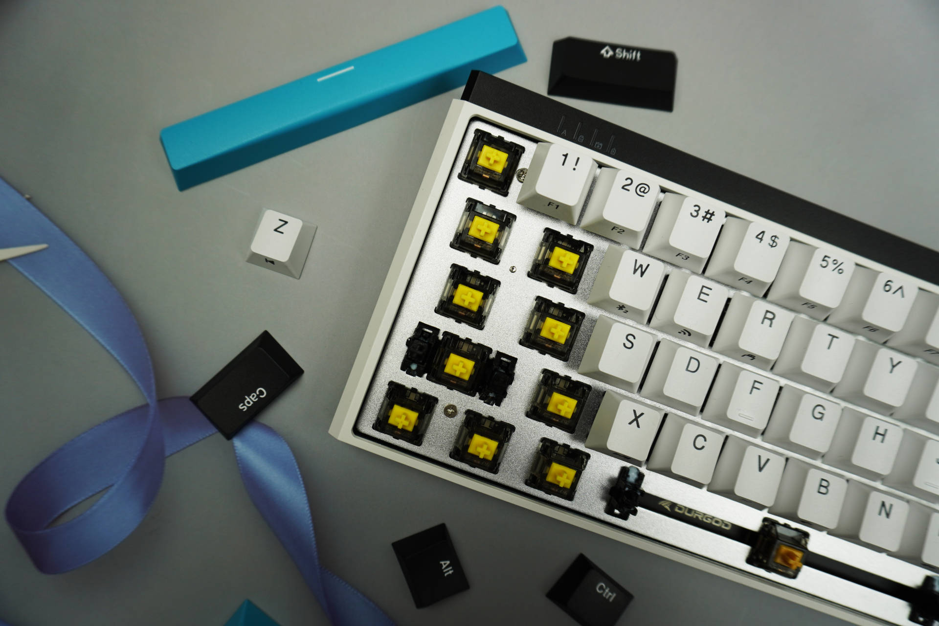 工作键盘小型推荐,值得入手的随身键盘