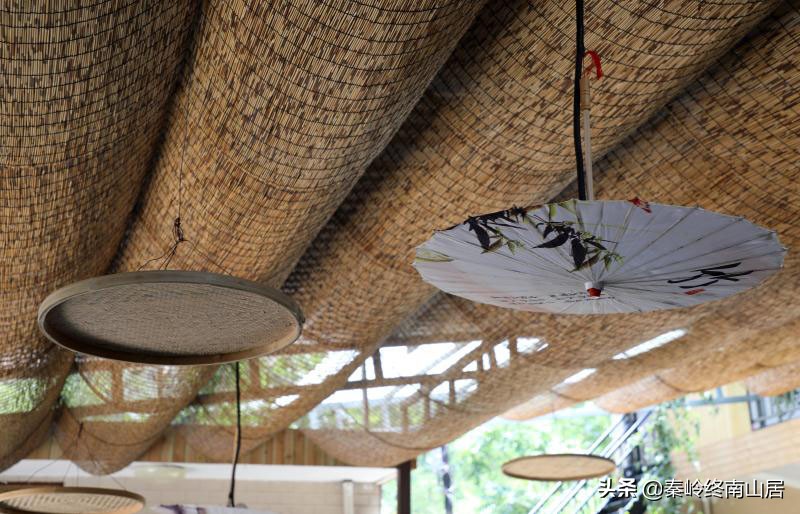 去秦岭库峪游玩，淘了几个老磨盘和石碾子，摆在院子里喝茶怎么样