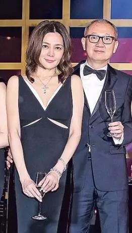 关之琳的情史简介,关之琳的情史有多厉害