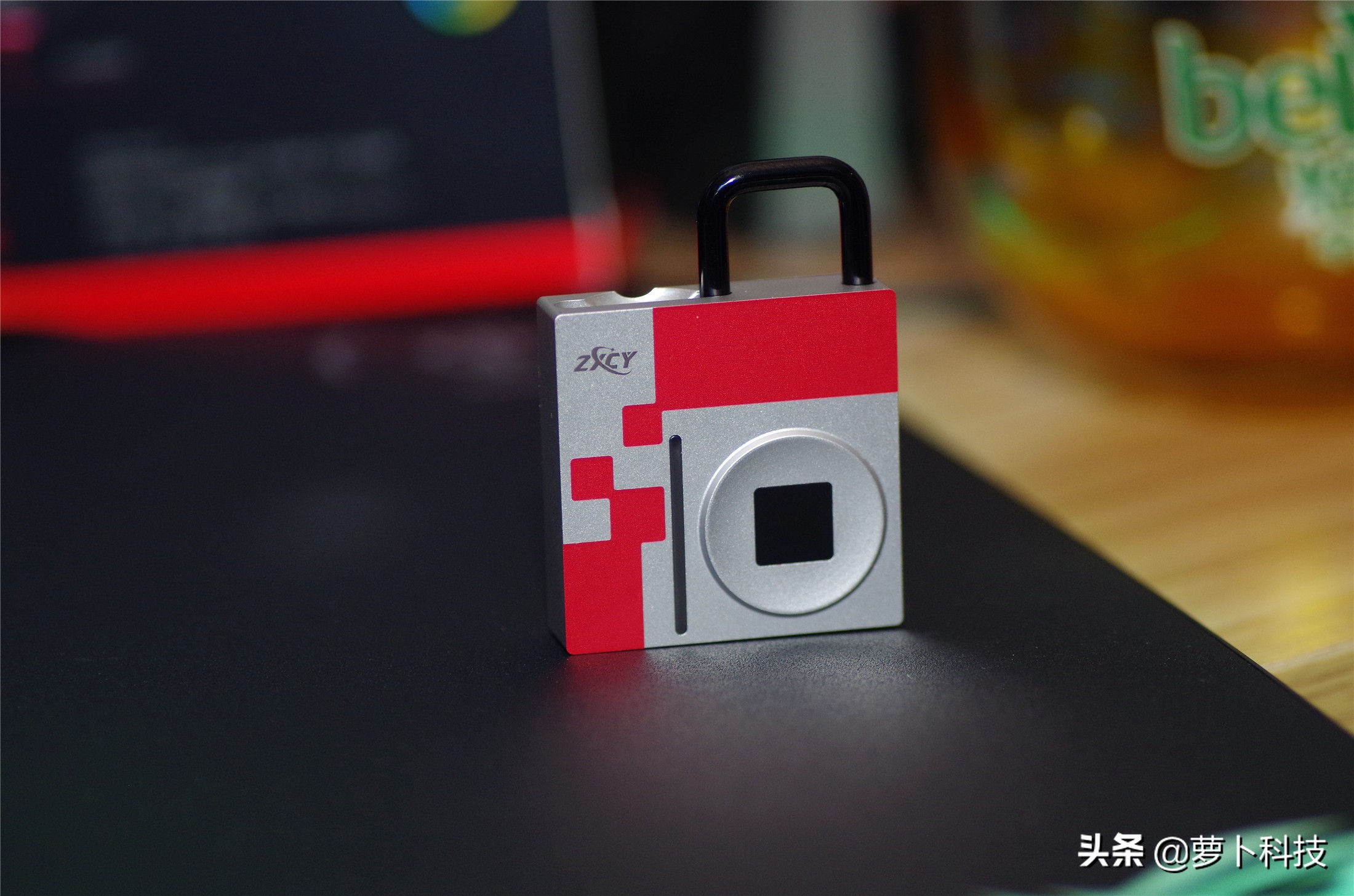 智能指纹挂锁评测,彩色智能指纹挂锁