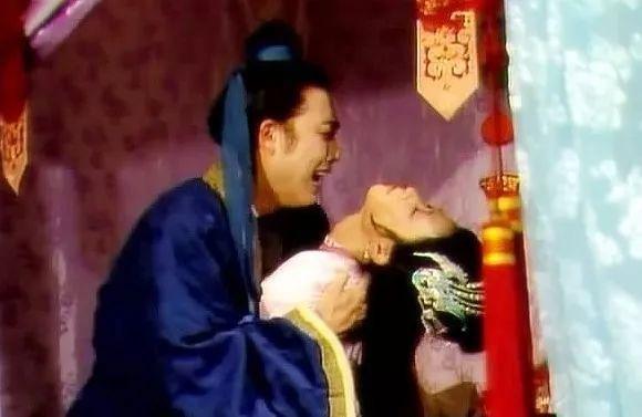 尤二姐被王熙凤陷害流产,尤二姐的胎儿怎么没的