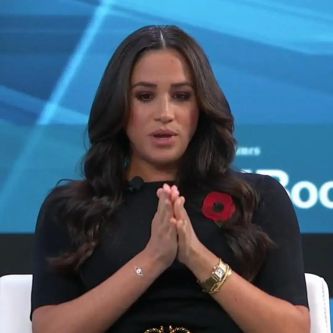 哈里与梅根甜蜜现身,哈里和梅根首次公开亮相