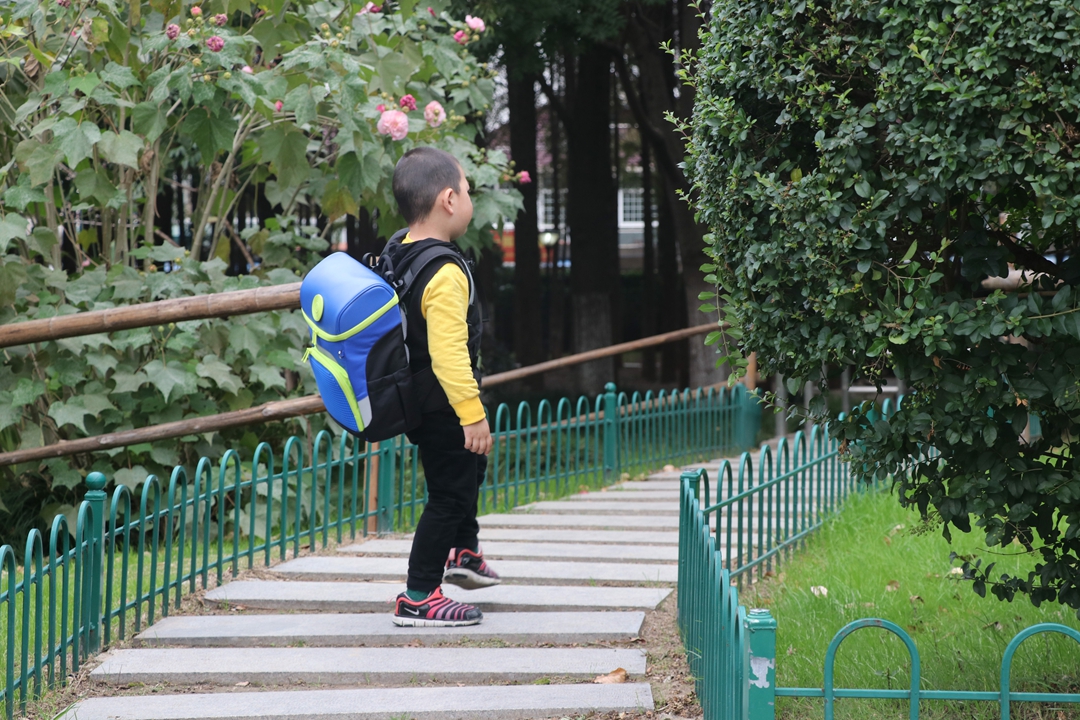 定位书包测评,定位书包