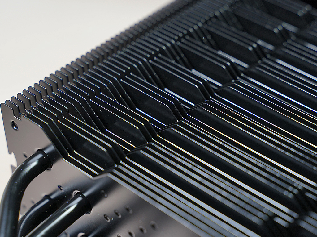 rx580极光版与rx590极光特别版,rx580和rx590gme买哪个好点