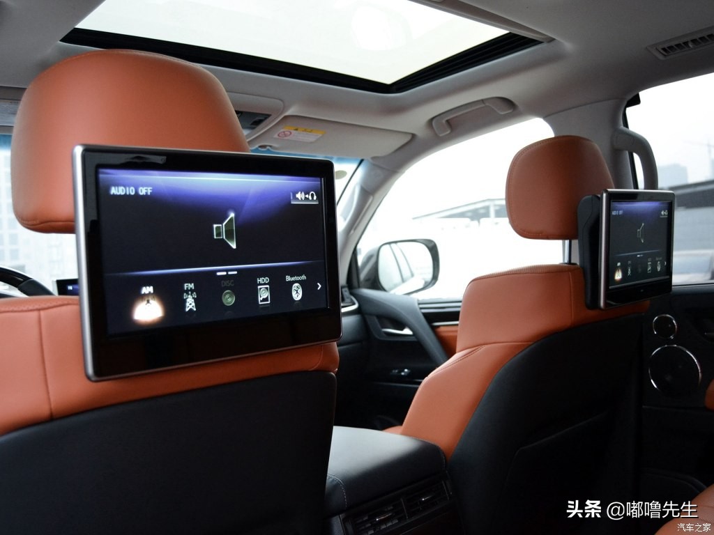 军绿色雷克萨斯lx570最顶配,雷克萨斯lx570坦克掉头沙漠