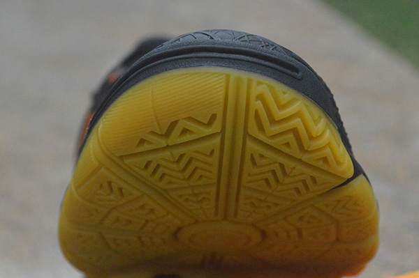 亚瑟士blade7测评,亚瑟士刀锋7深度测评