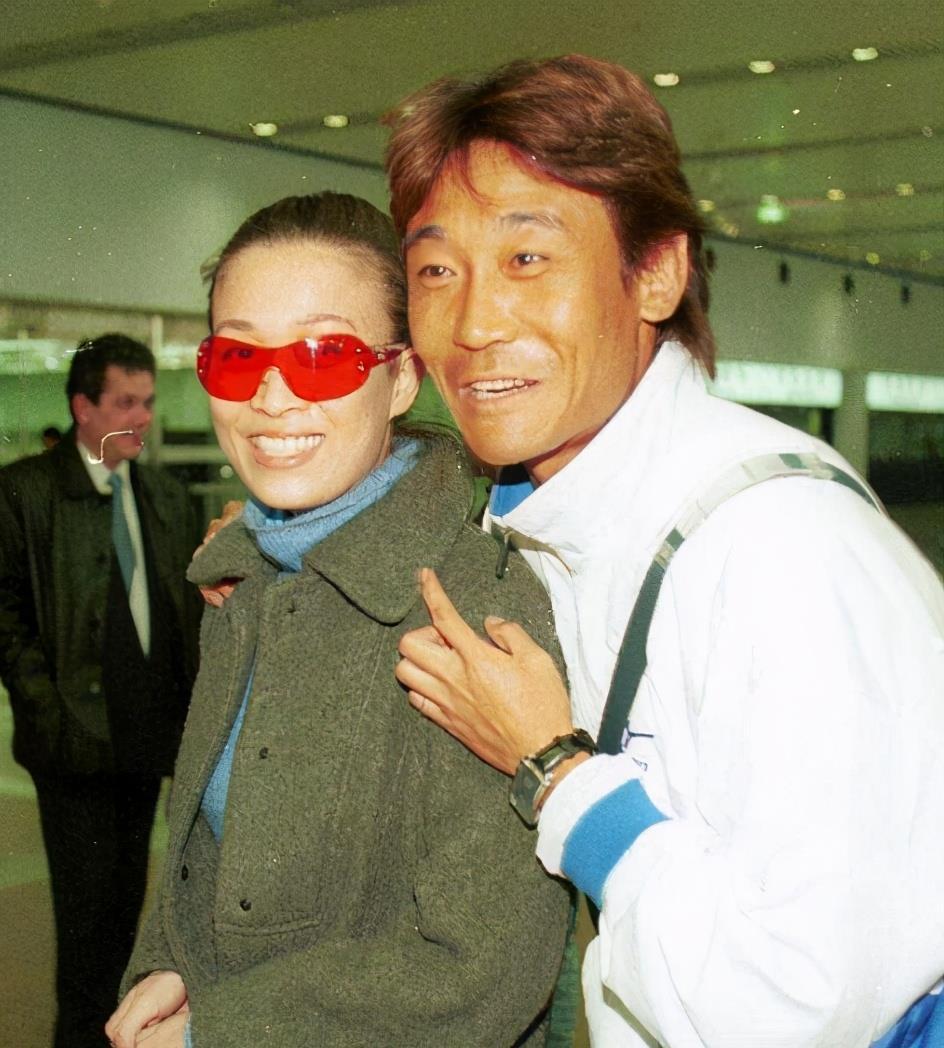 那英疯狂的歌曲大全,那英经典情歌征服