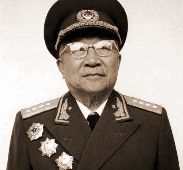 妻子精神异常丈夫不离不弃电视剧,妻子突发精神分裂症