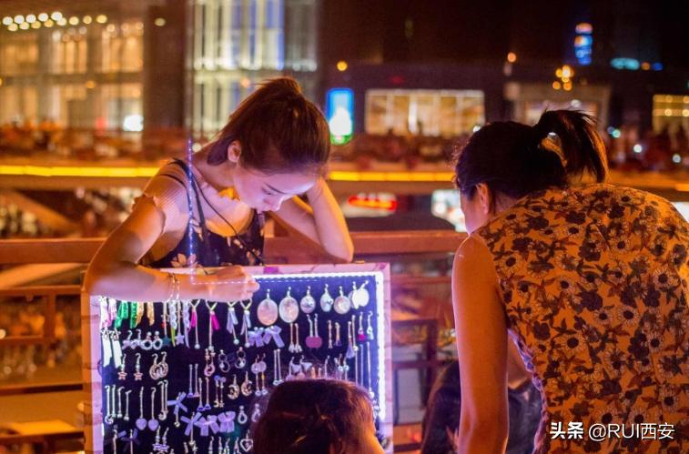 小寨金莎国际海港城,前有深圳后有广州