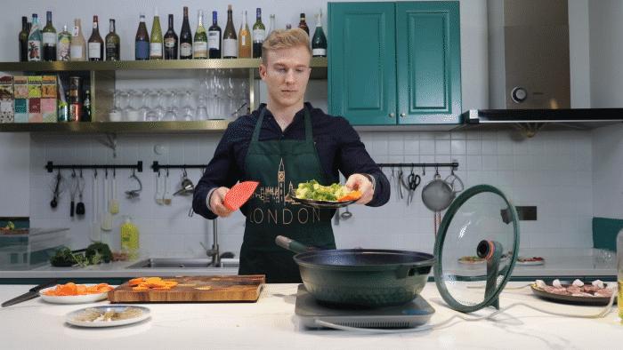 没有一口好锅，如何展现我大厨的手艺，七层昂贵涂层就为一口好锅