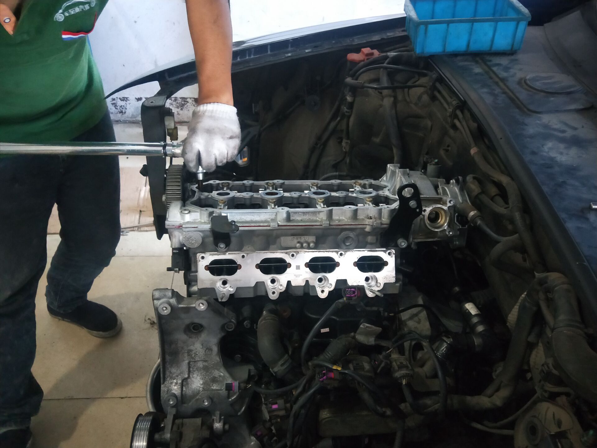 宁波车友奥迪,宁波哪家店专业维修奥迪烧机油