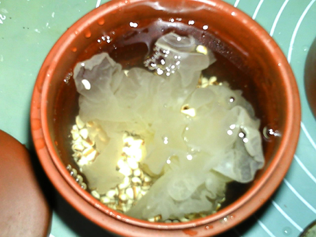 发根枯黄掉发吃啥,脱发注意吃什么食物好