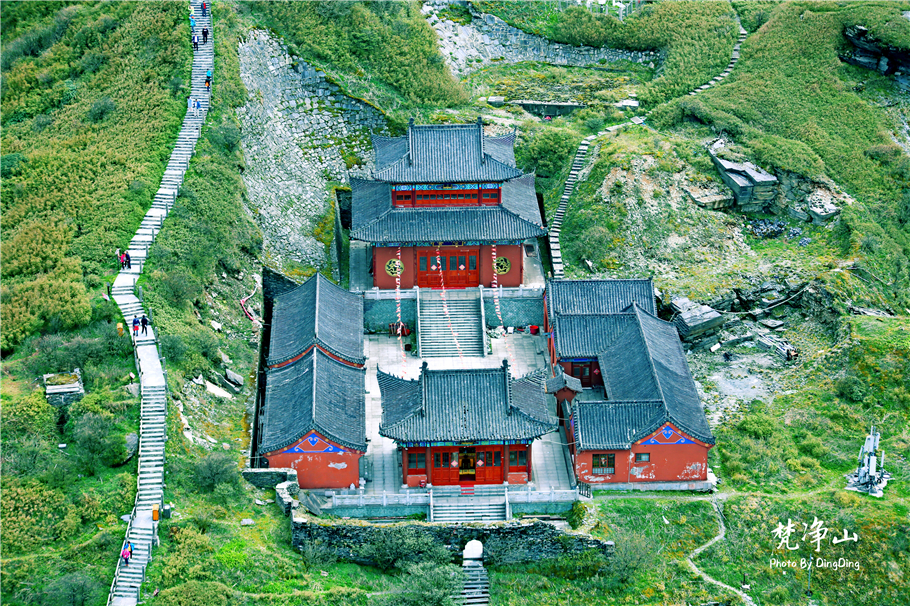 神奇的梵净山真正的天空之镜,梵净山金顶旅行真实感受