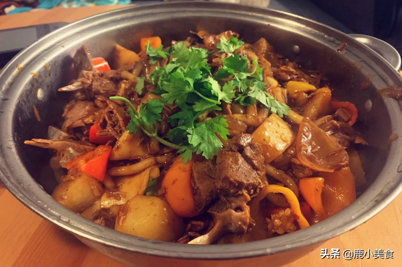 炖羊肉只放三种调料就够了,炖羊肉切记三不放