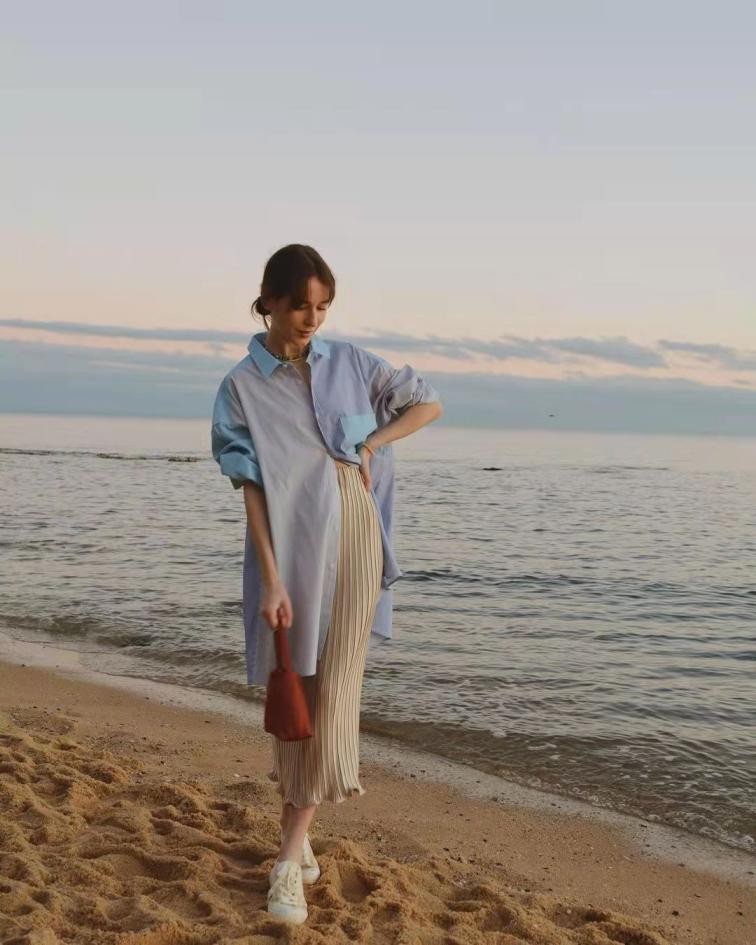 秋天最容易带火的“梦巴黎”,藏不住的法式高级金色魅力