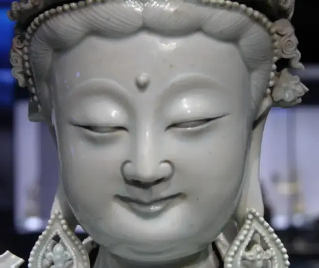 水月观音最美照片,安岳水月观音在哪里