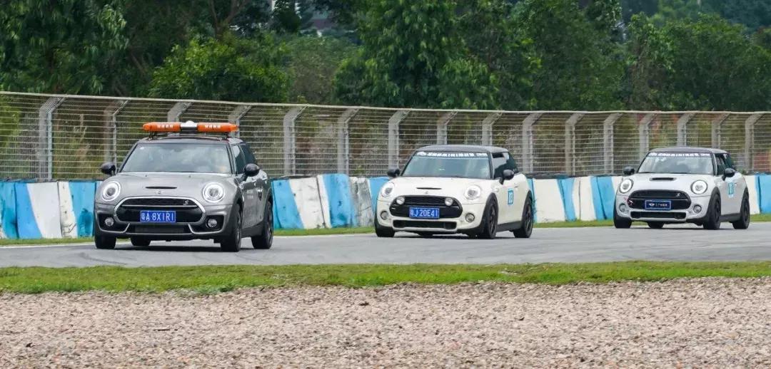 为了这场比赛，我买了一台MINI！