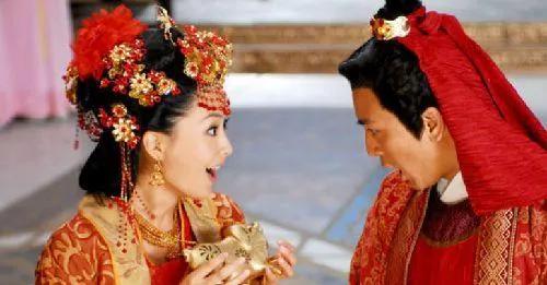 为什么古代公主和驸马分房睡,为什么古代驸马婚前都要侍女照顾