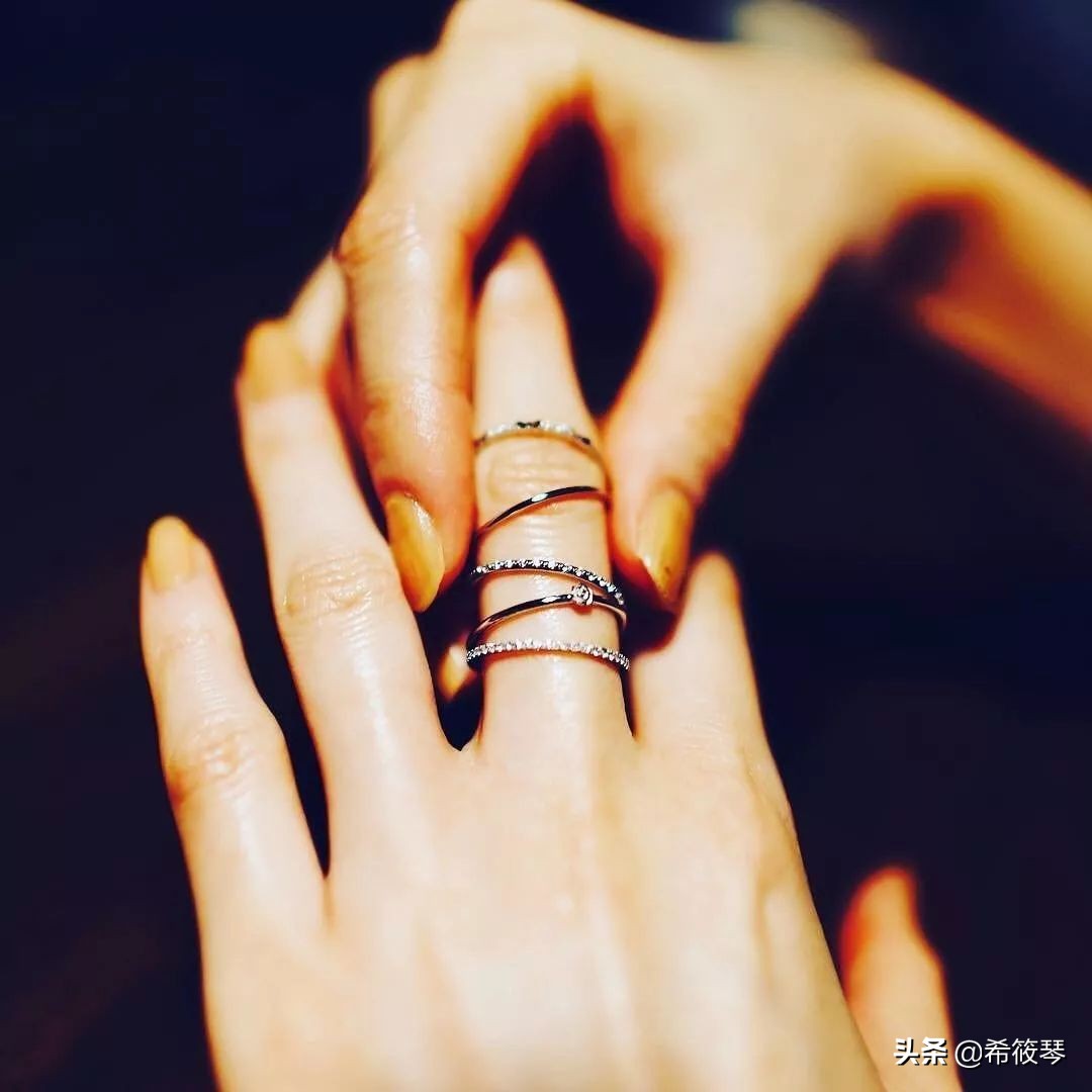 首饰那么多总有一款适合你,首饰那么多唯独喜欢戒指