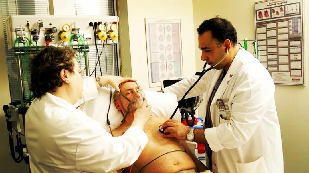 住院40天180万的天价医药费,住院82天花费千万元