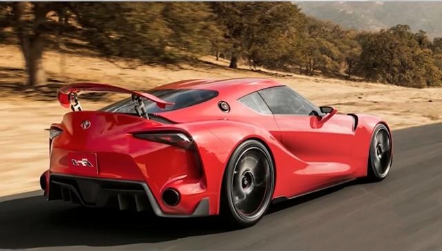 丰田牛魔王supra3.0t与z4旅行版,丰田supra和z4哪个值得买