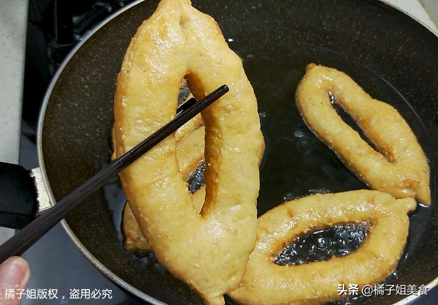 好吃的油条做法简单易学,想吃油条不用面怎么做