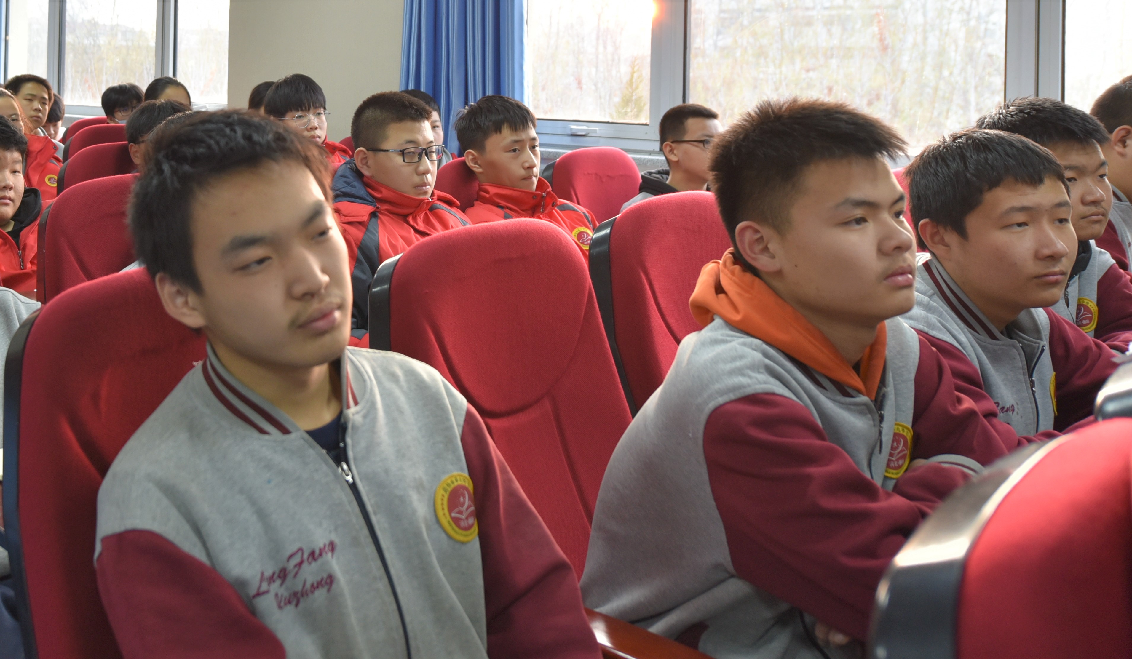 法治宣传进校园检察院,法治进校园检察官