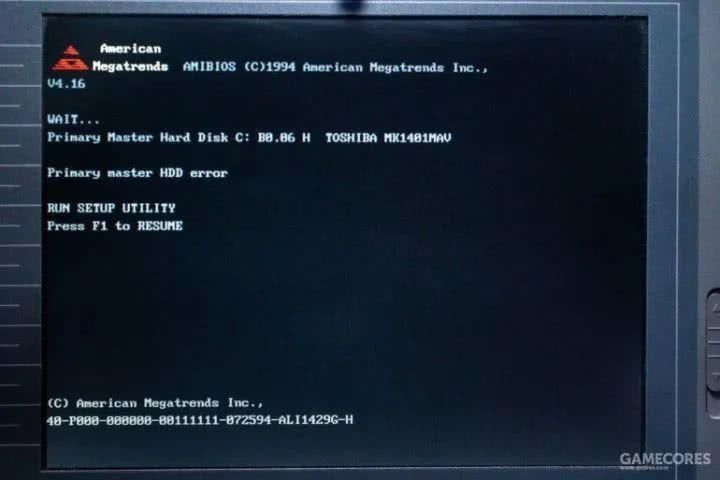 一百多块买个26年前的笔记本,我改了改,还能上网