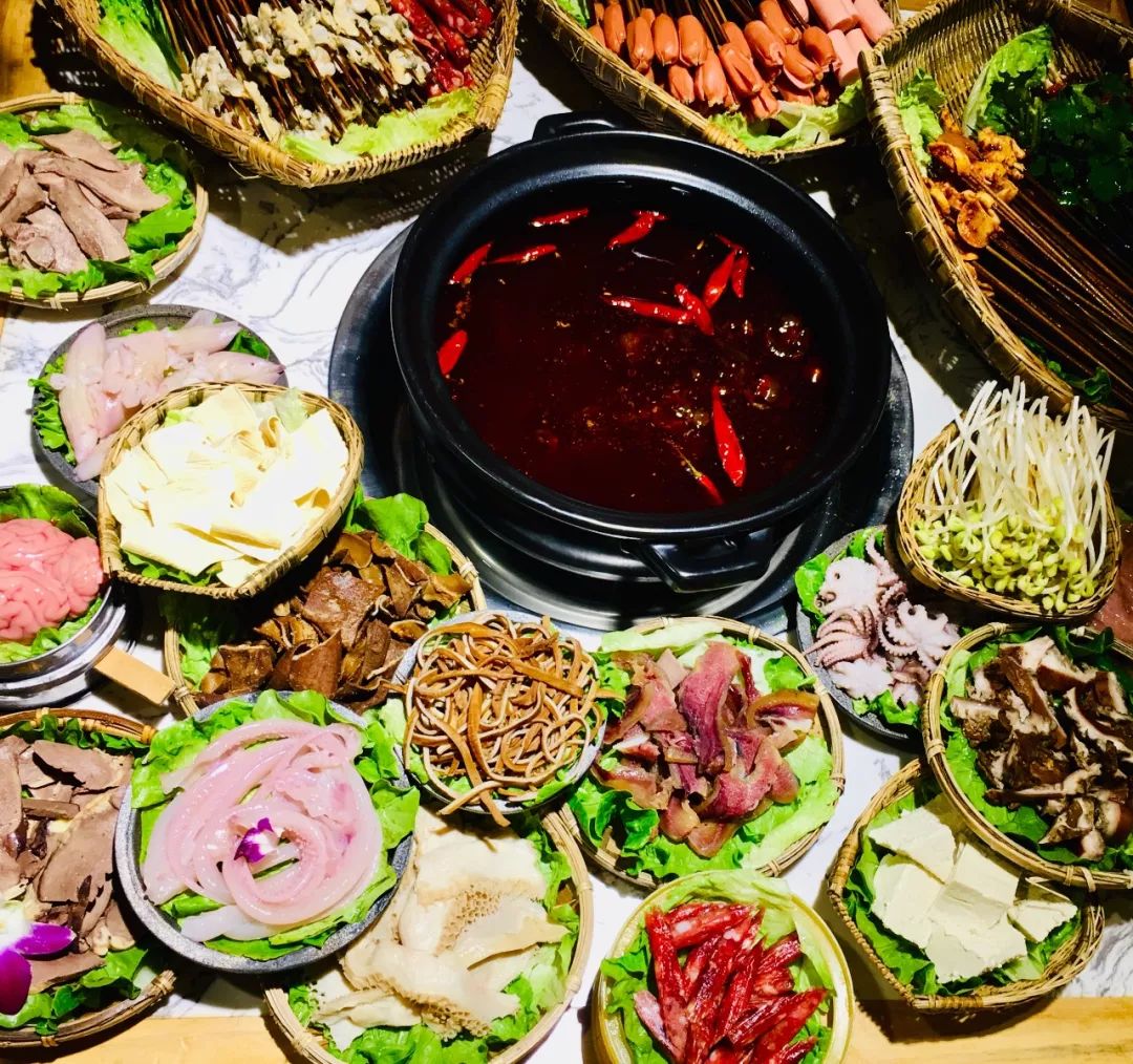 这家串串店人气爆棚,北京十大排队串串店