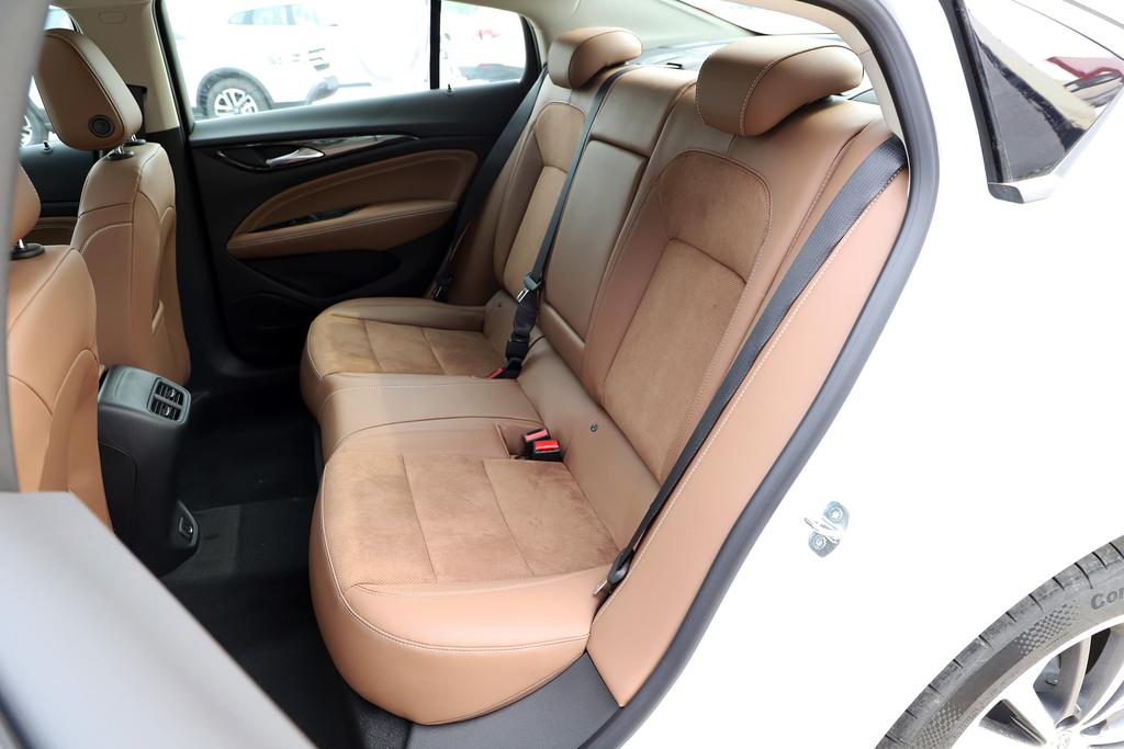 别克君威以前的车,新款别克君威优缺点