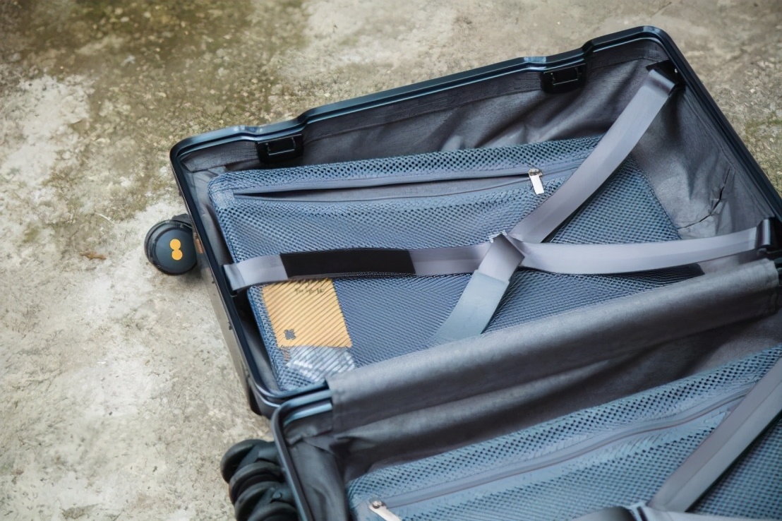 20寸登机箱地平线8号,最好的行李箱品牌推荐地平线8号