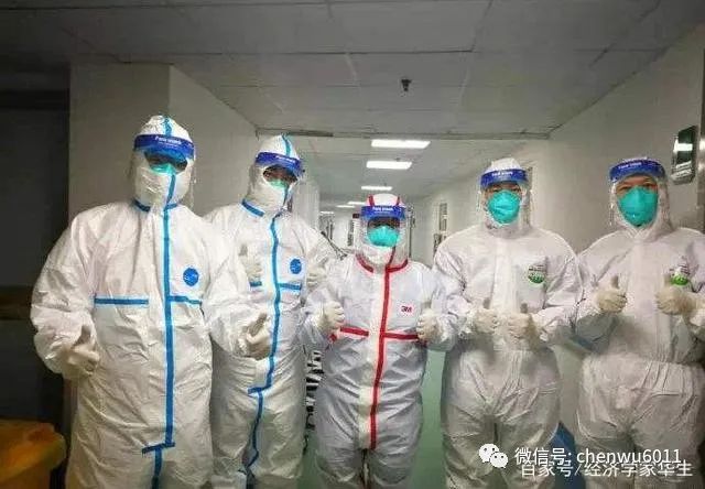 华生为什么总打夏洛克,华生被怼完整视频