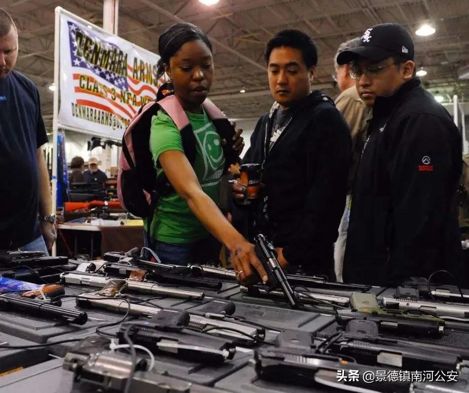 缇庡浗璀︽柟鍔╅暱浜氳姝ц,姝ц鏀诲嚮瓒婃潵瓒婂