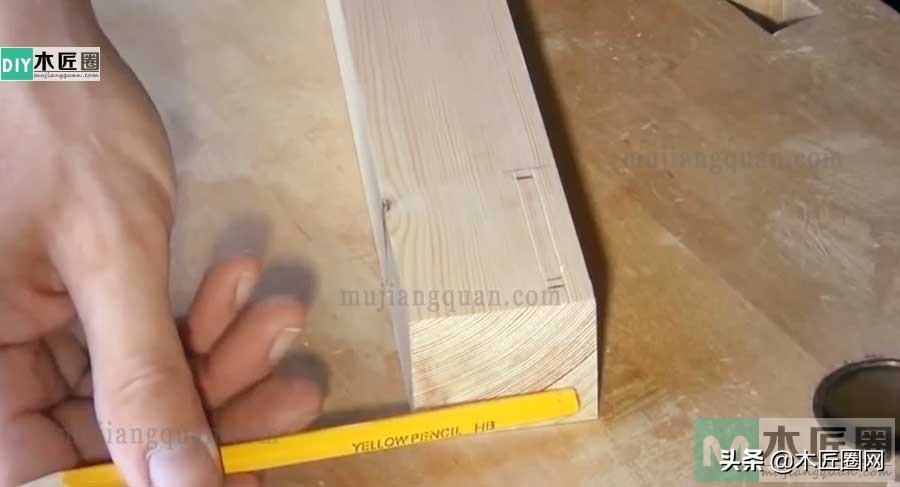榫卯实木桌制作视频教程,传统榫卯木桌子最简单方法