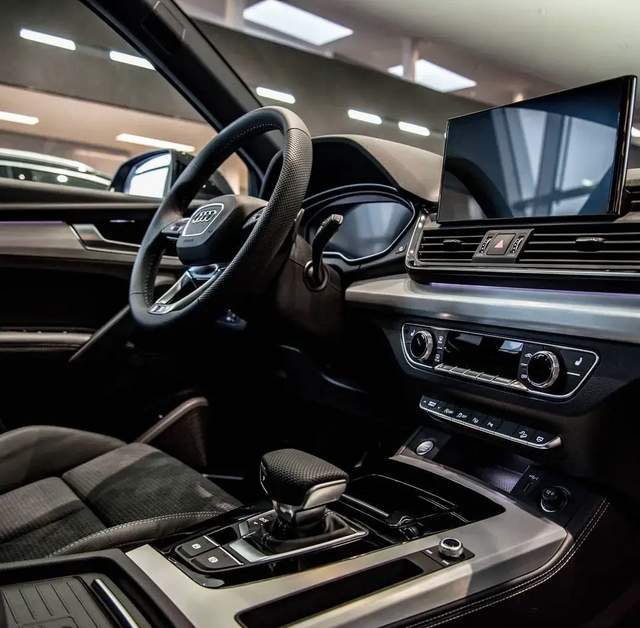 奥迪q5改装黑武士,2021款奥迪q5黑武士顶配多少钱