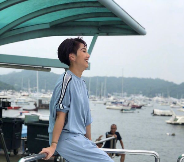 犯太岁！香港天后杨千嬅被指剋煞透出，牛年麻烦多多是非不断