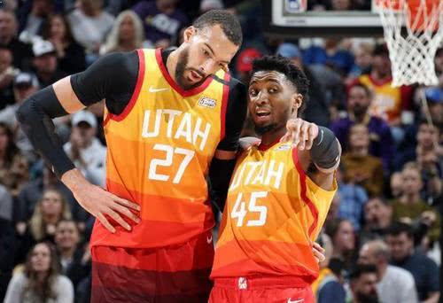 赛季over8大3千万先生叫苦?库里“4千万先生”比詹皇还赔钱