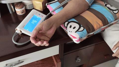 乐心血压计i7,乐心血压计i7怎么换电池