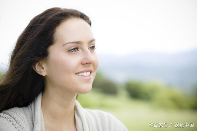 遇见背后嚼舌根的人怎么办,对方有口臭如何高情商提醒