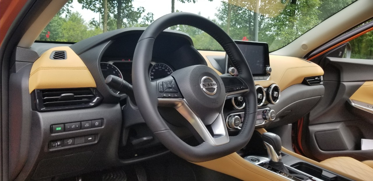 全新一代日产轩逸省心省油好选择,最新14代日产轩逸值得购买吗