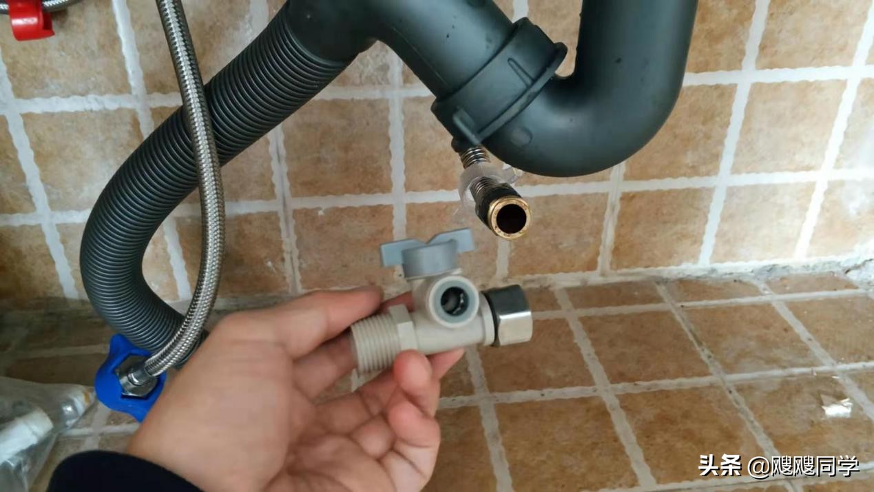 中国移动推出自有品牌净水器，大通量反渗透智能APP，全流程体验