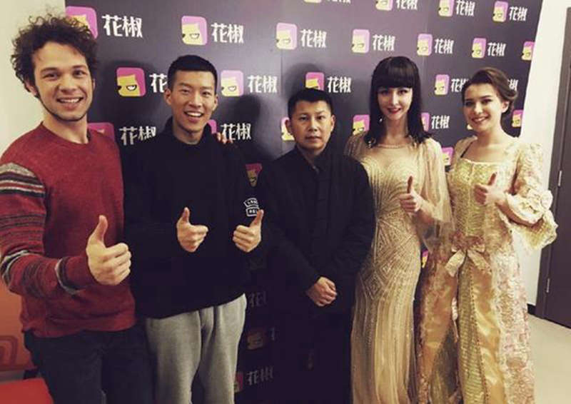 何沄伟徒弟闫佳宝破天荒点赞师父，漫长六年时间，师徒几乎零互动