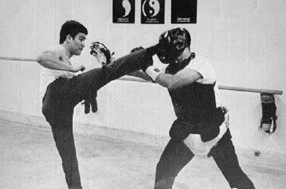 李小龙擂台实战记录,李小龙到底能不能打擂台